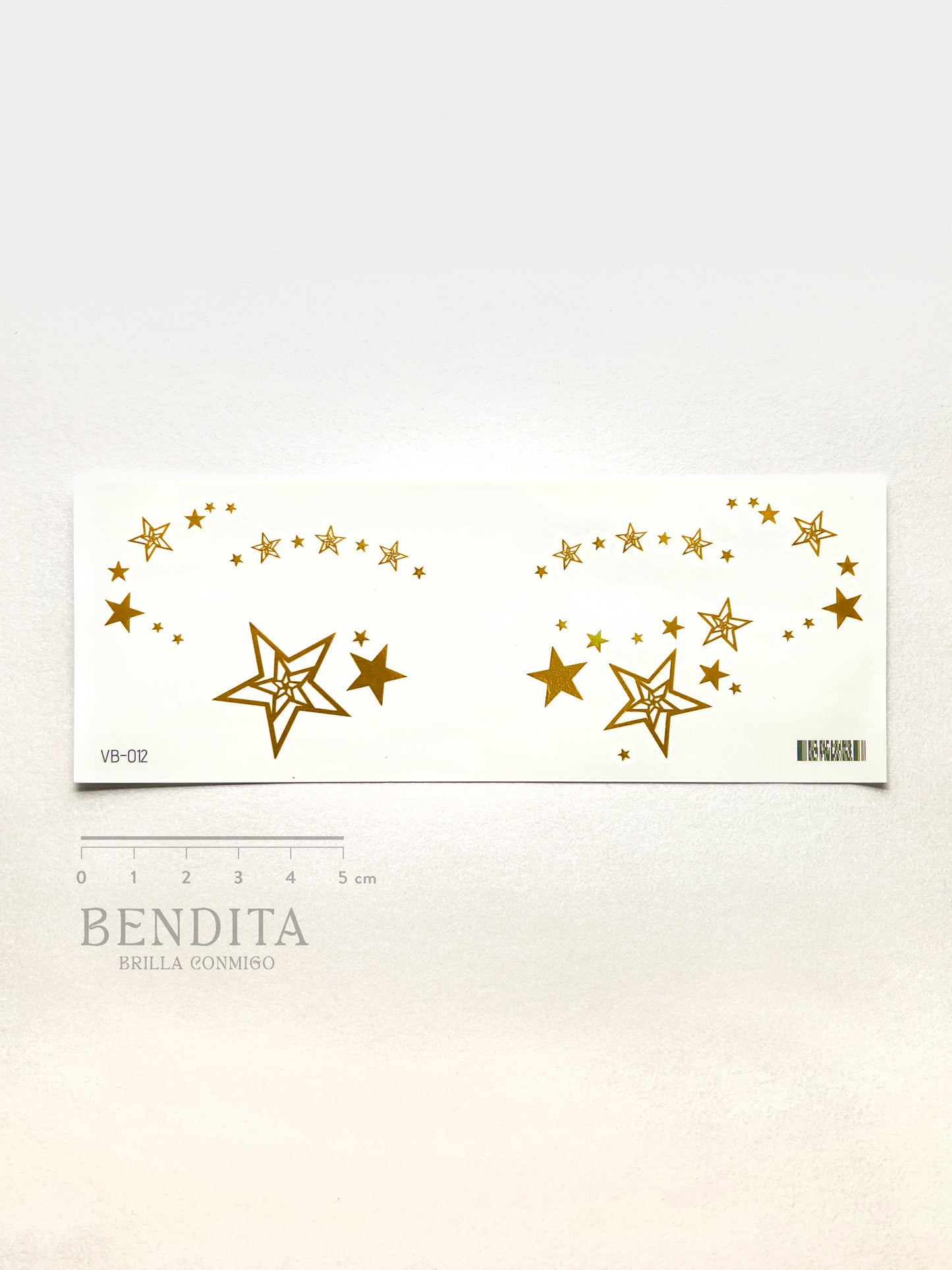 Estrellas doradas para el rostro