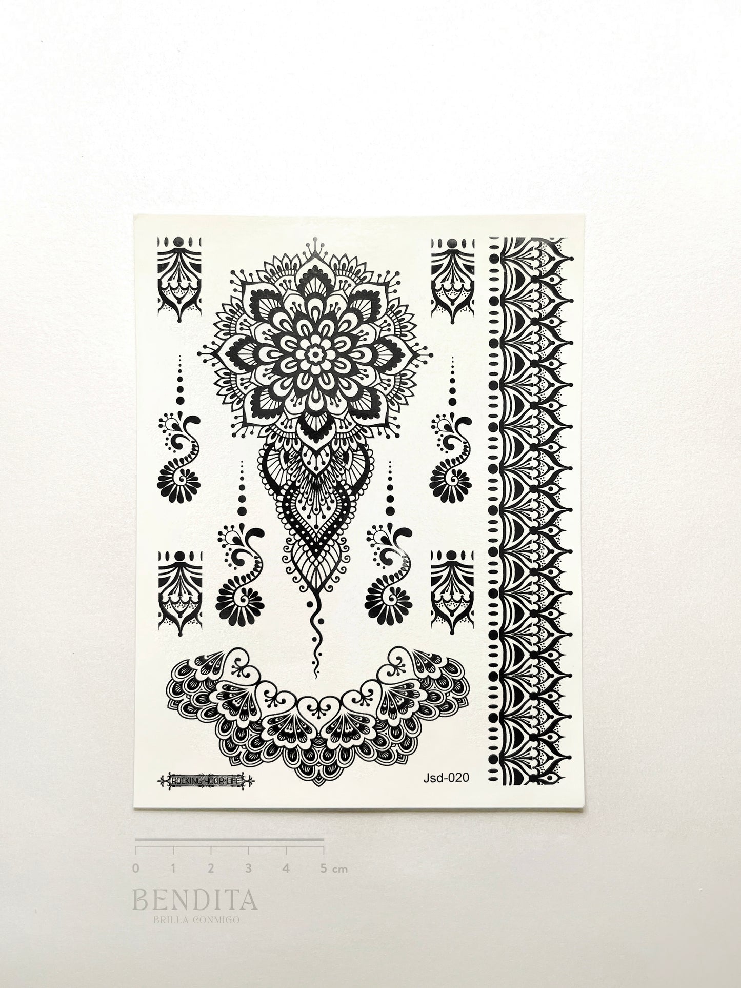 Mandalas en Tinta Negra