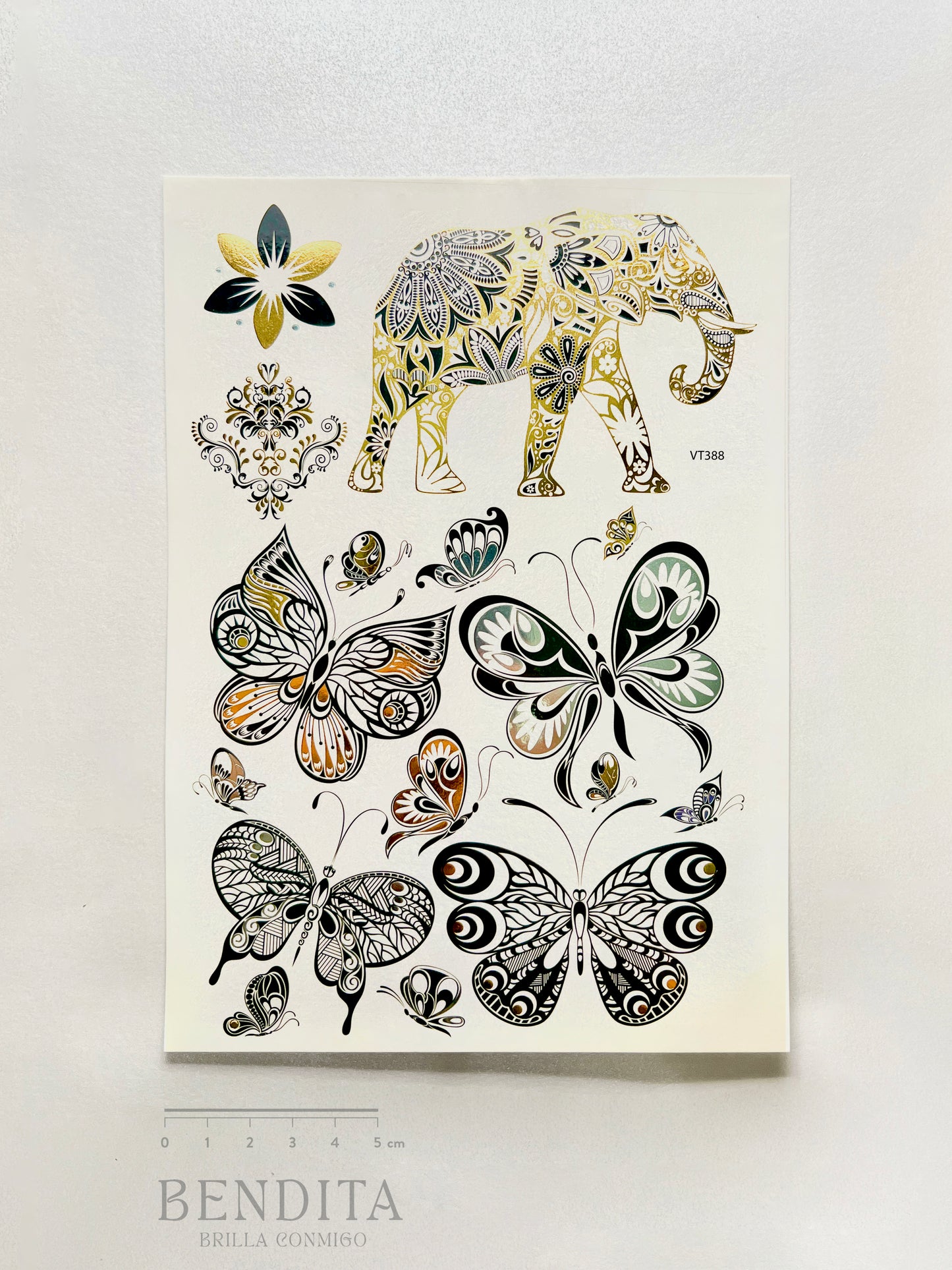 Elefante y Mariposas en dorado y plateado