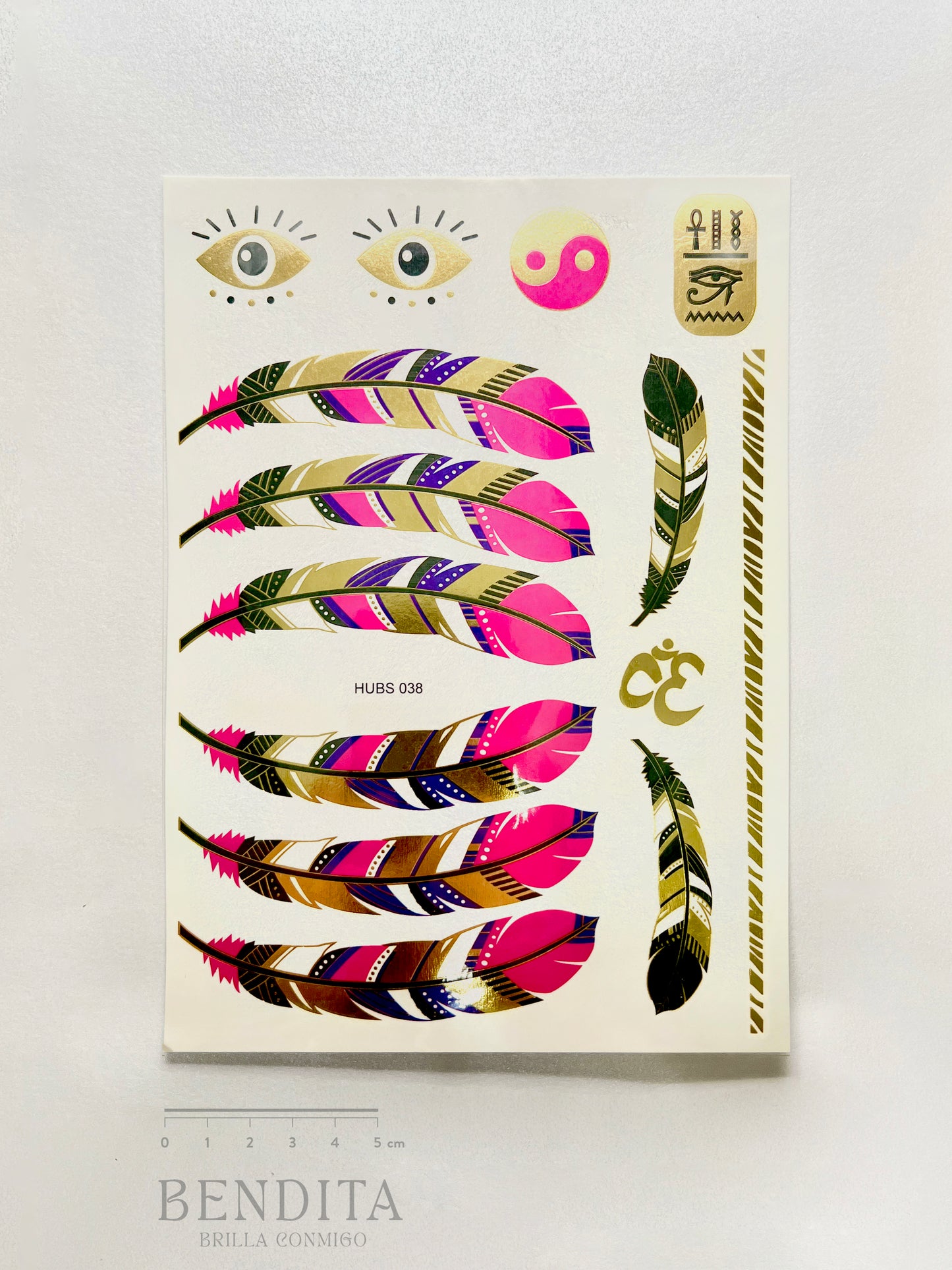 Plumas y Ojos en dorado y colores