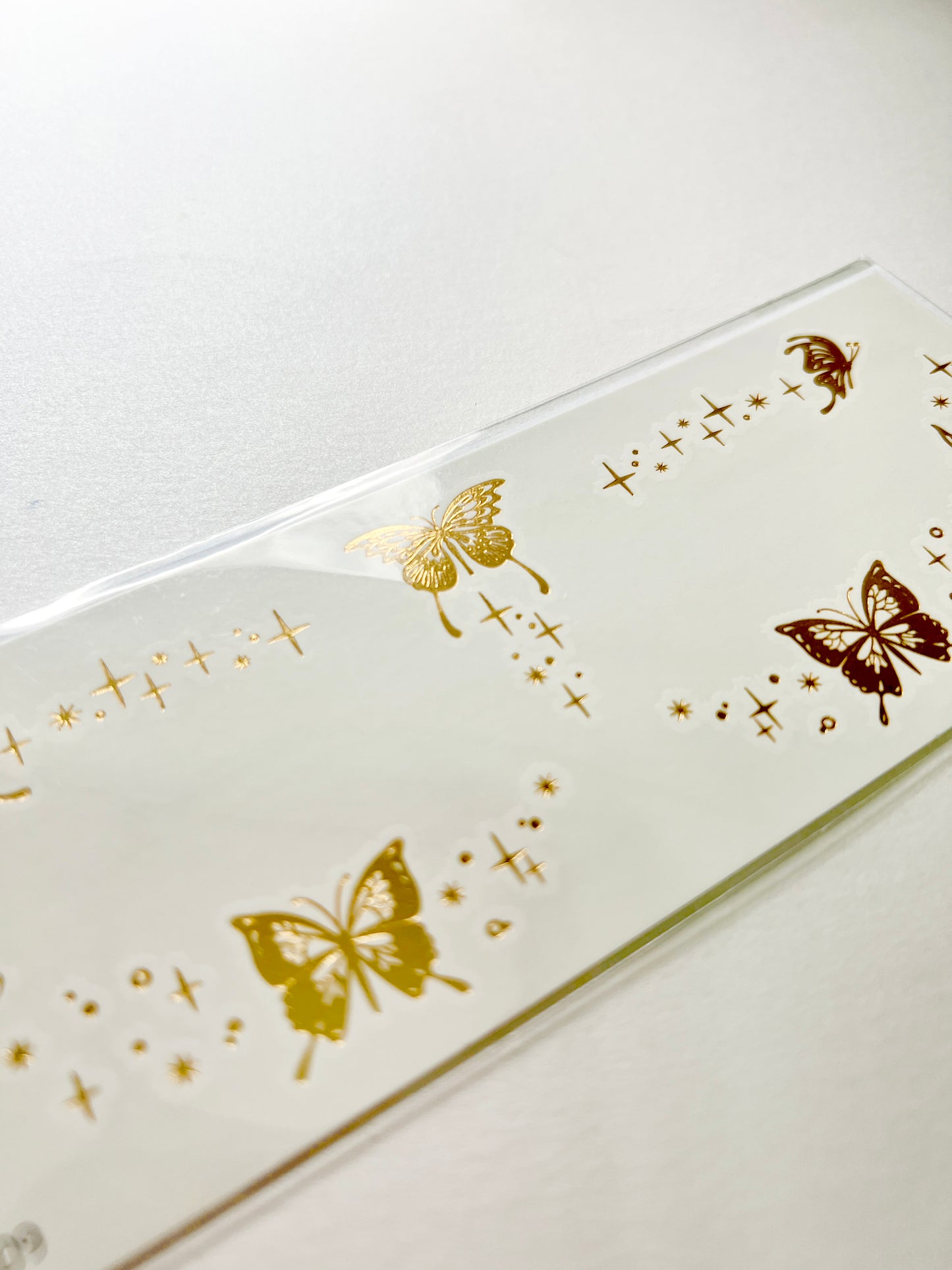 Mariposas y Estrellas doradas para el rostro