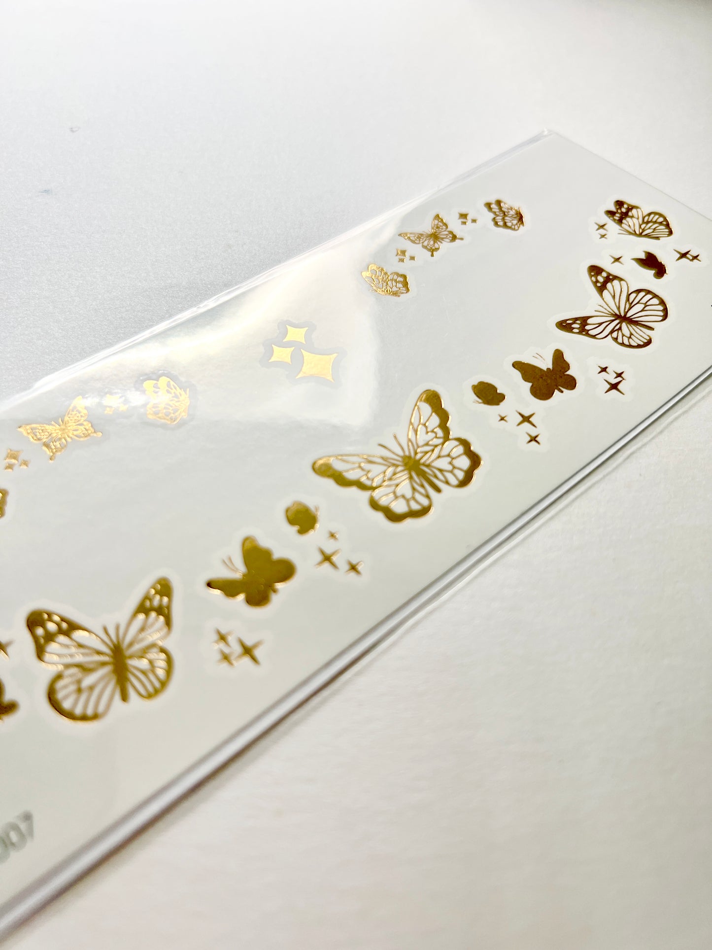 Mariposas y Estrellas doradas para el rostro