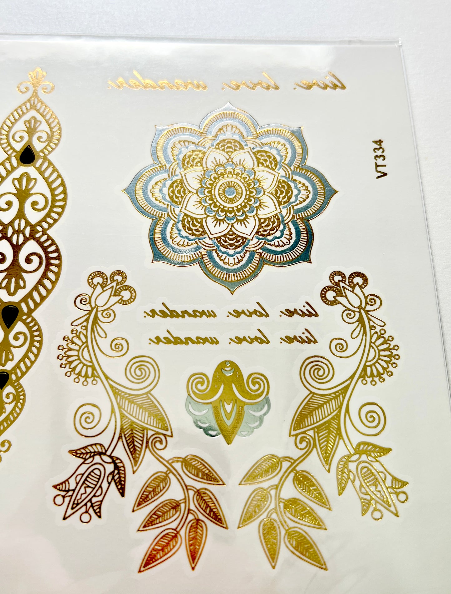 Mandala y Florales en dorado y plateado