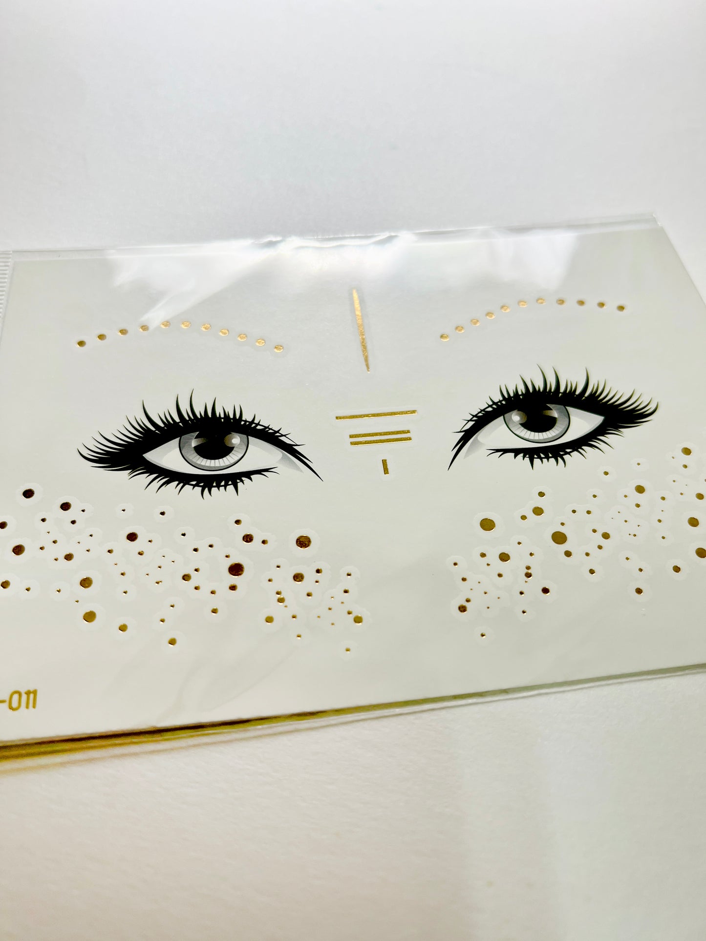 Puntos y Pecas doradas