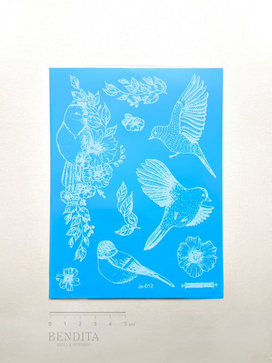 Aves en Tinta Blanca