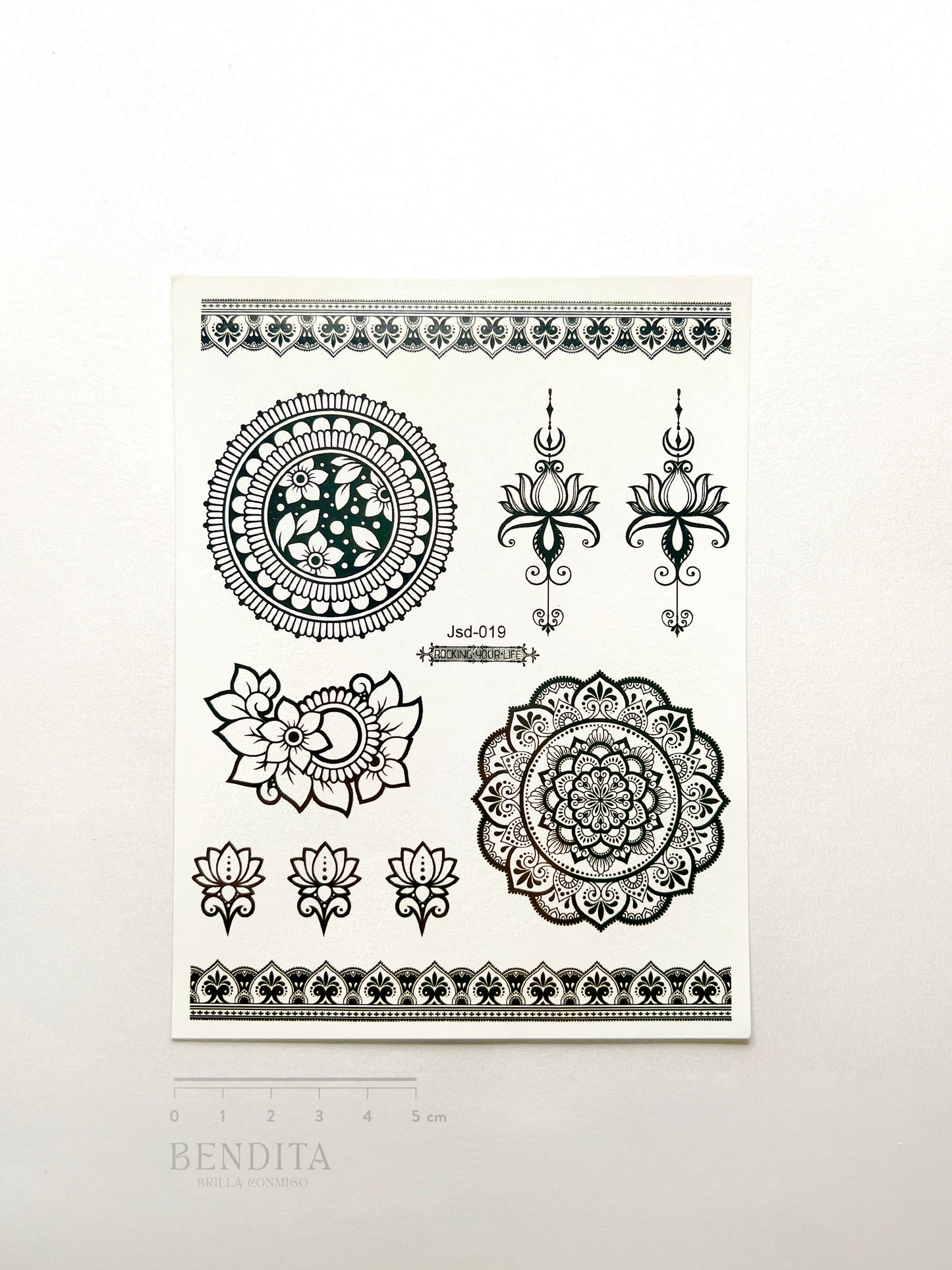 Mandalas en Tinta Negra